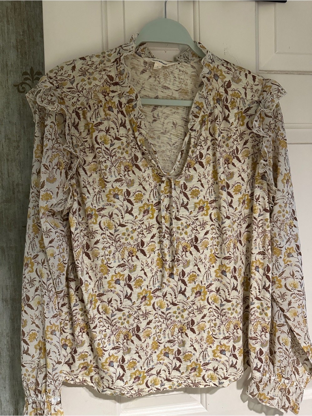 Lucky Brand soft blouse, with leafy pattern